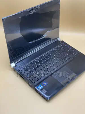 Laptop Toshiba Portege R830 8GB Intel Core I7 HDD 500GB