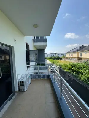 3bdrm Apartment in An Estate In Chevron for rent