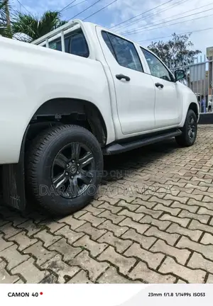 New Toyota Hilux 2025 White