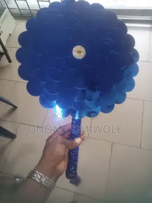 Bold Sequins Handfan