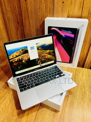 Laptop Apple MacBook Pro 2022 M2 16GB Apple M2 SSD 512GB