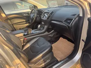 Ford Edge Titanium AWD 2018 Gold