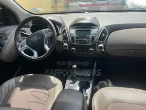 Hyundai Tucson GLS FWD 2013 Red
