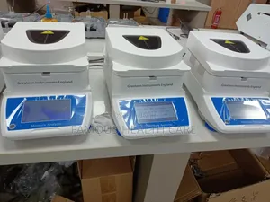 Moisture Analyser
