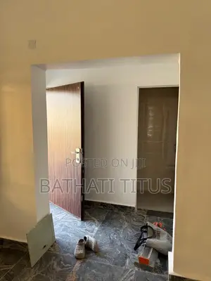 4bdrm Duplex in Paradise Estate, Life Camp for rent