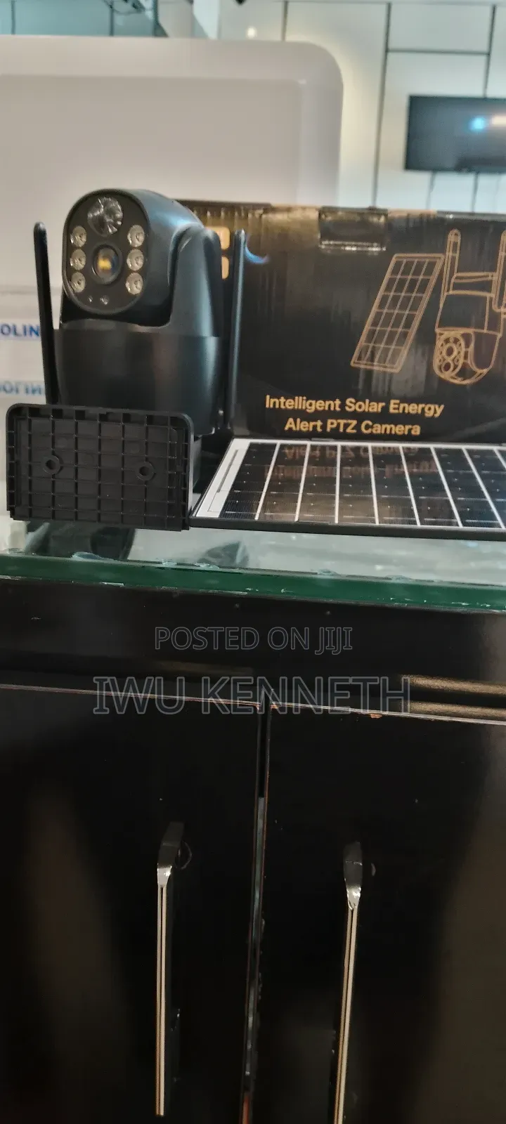 Intelligent Solar Energy Alert PTZ Camera