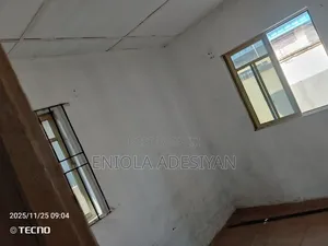 Furnished 1bdrm Block of Flats in Bomode Oku Dangote, Igbogbo for rent