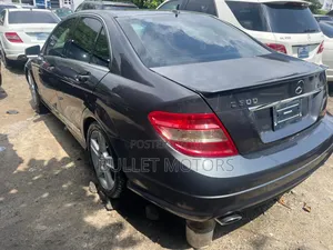 Mercedes-Benz C300 Luxury Sedan RWD (3.0L 6cyl 7A) 2011 Gray