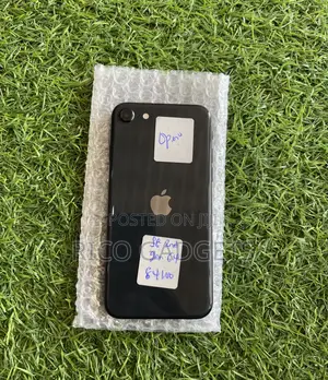 Apple iPhone SE (2020) 64 GB Black