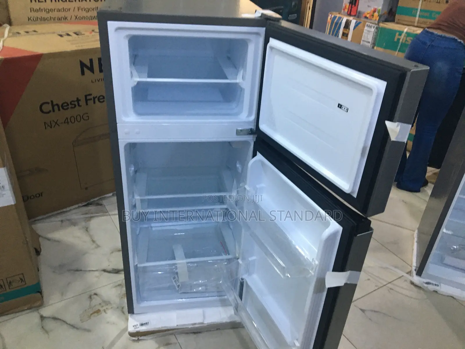 Hisense 124 L Two-Door Fridge – Modern Efficient