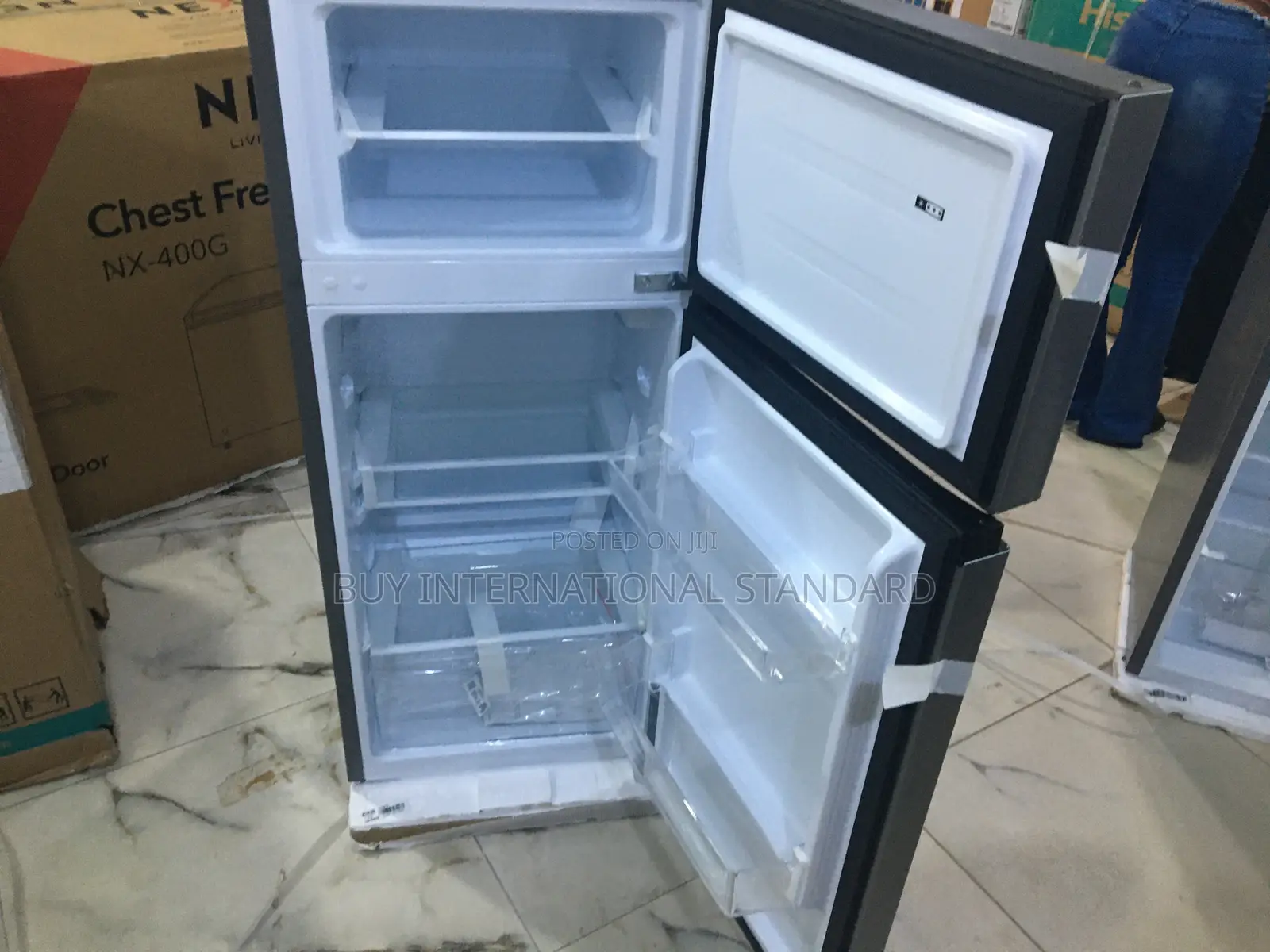 Hisense 124 L Two-Door Fridge – Modern Efficient