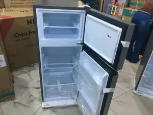 Hisense 124 L Double Door Refrigerator – Well Maintained