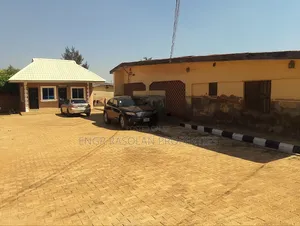 3bdrm Block of Flats in Fate, Ilorin South for sale