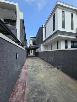 Furnished 4bdrm Duplex in Sangotedo for sale
