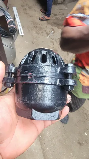 Foothvalve, With and Without Flange