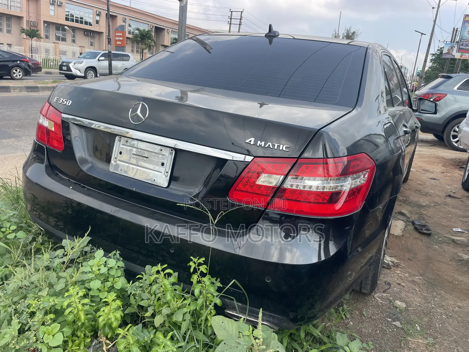 Mercedes-Benz E350 Base 4Matic Sedan AWD (3.5L 6cyl 7A) 2013 Black