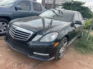 Mercedes-Benz E350 Base 4Matic Sedan AWD (3.5L 6cyl 7A) 2013 Black