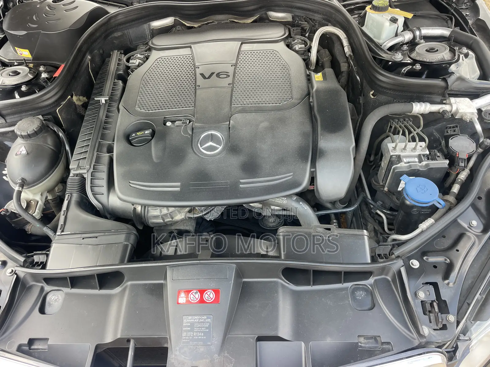 Mercedes-Benz E350 Base 4Matic Sedan AWD (3.5L 6cyl 7A) 2013 Black