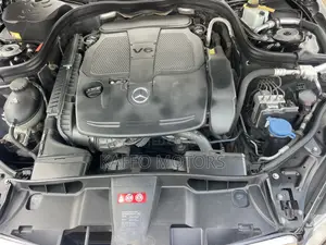 Mercedes-Benz E350 Base 4Matic Sedan AWD (3.5L 6cyl 7A) 2013 Black