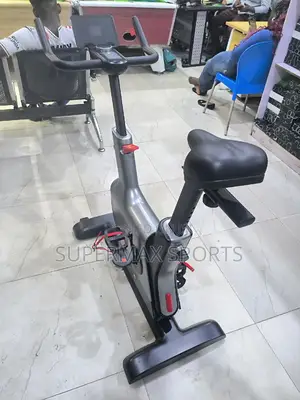 Sketra Spin Bike – Perfect for Weight Loss