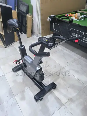 Heavy-Duty Sketra Bike – Home Gym Essential