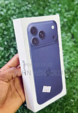 New Apple iPhone 17 Pro Max 256 GB Blue
