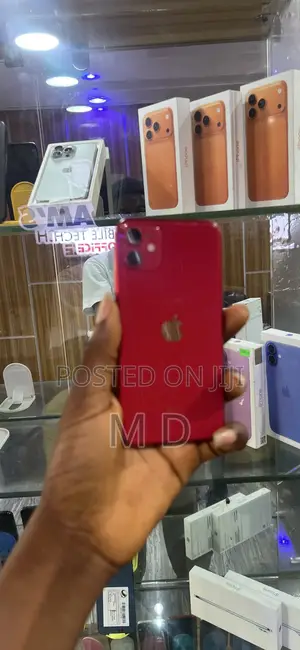 New Apple iPhone 11 128 GB Red