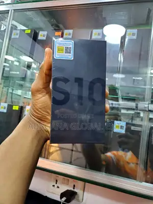 New Samsung Galaxy S10 128 GB White