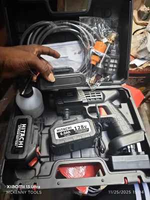 Portable Cordless Pressure Washer  "Hitachi"