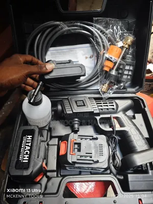 Portable Cordless Pressure Washer  "Hitachi"