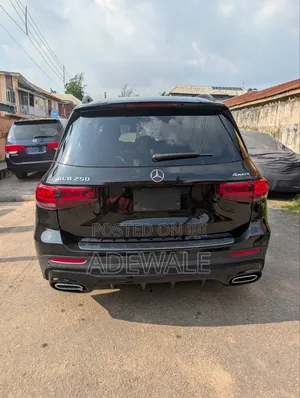 Mercedes-Benz GLB-Class 2020 Black