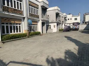4bdrm Townhouse / Terrace in Orchid Lekki for rent