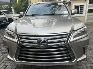 Lexus LX 570 AWD 2017 Silver