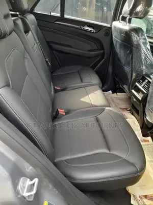 Mercedes-Benz M Class ML350 4MATIC 4dr SUV AWD (3.5L 6cyl 7A) 2015 Gray