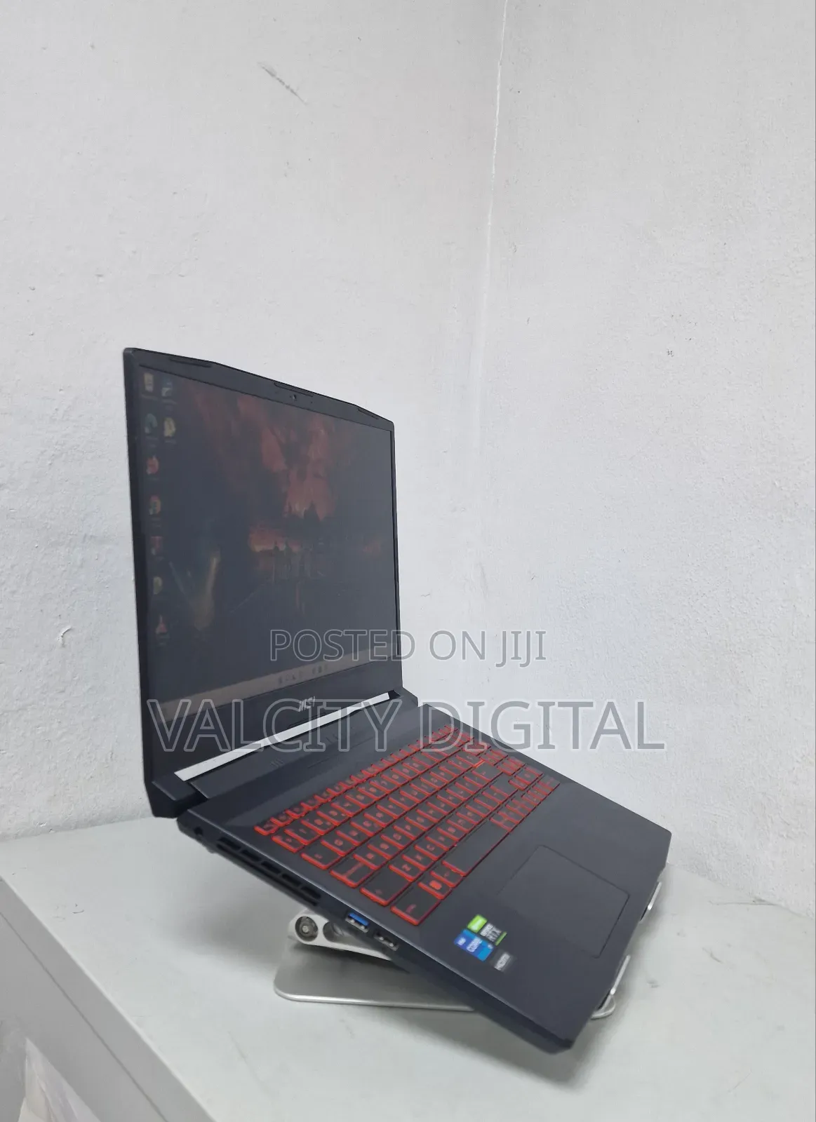 Laptop MSI Katana GF66 16GB Intel Core i7 SSD 512GB