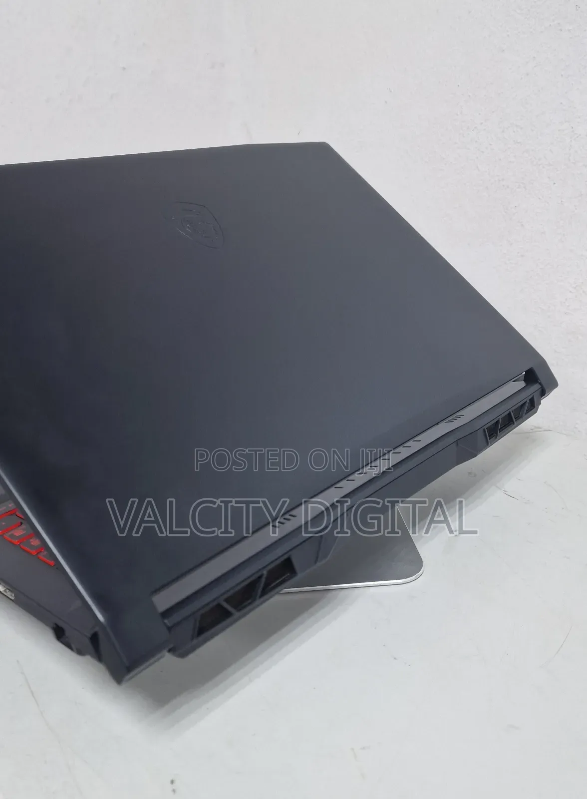 Laptop MSI Katana GF66 16GB Intel Core i7 SSD 512GB