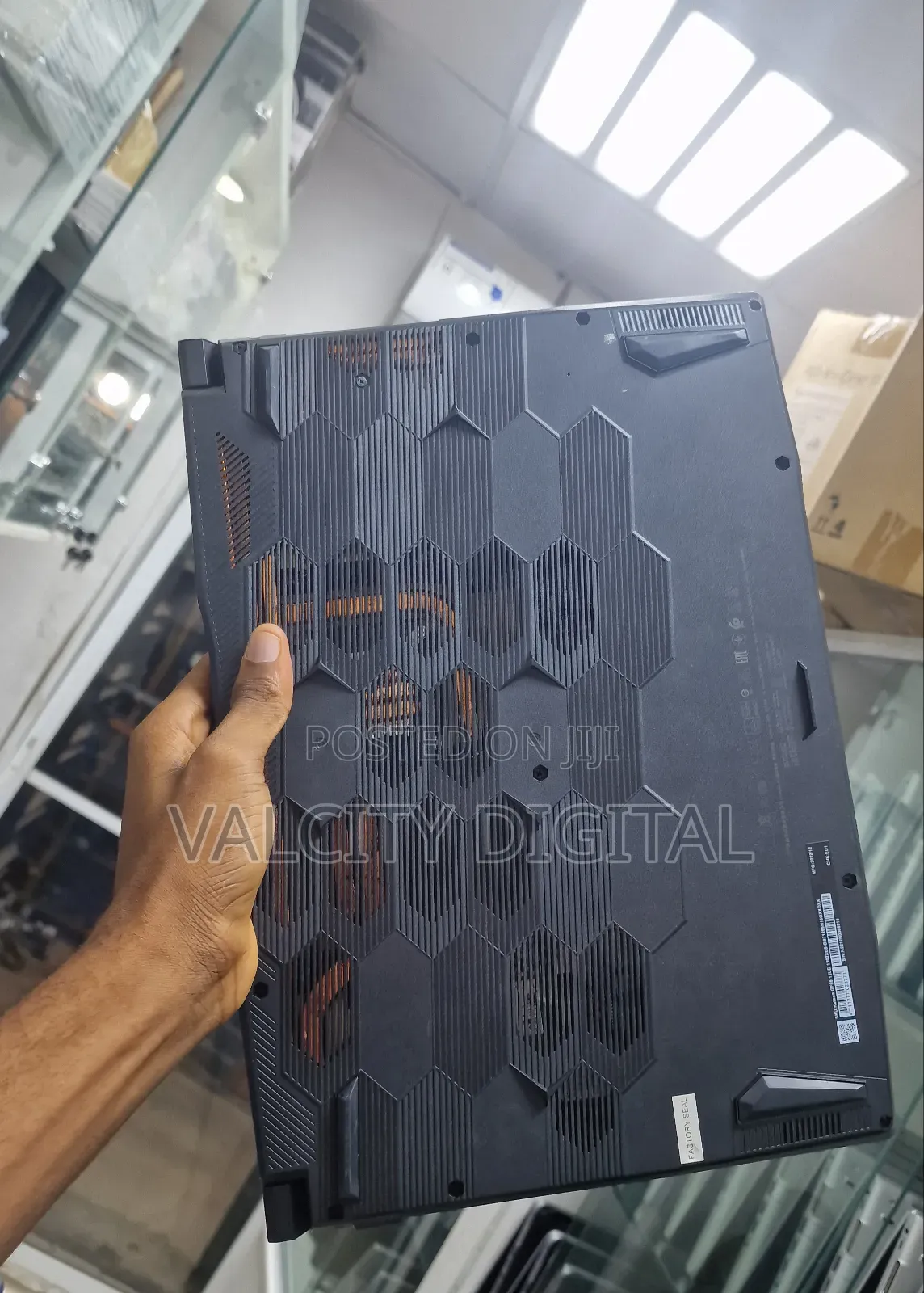 Laptop MSI Katana GF66 16GB Intel Core i7 SSD 512GB