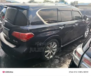 Infiniti QX56 2013 Blue