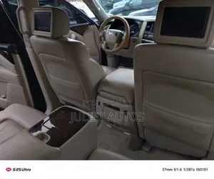 Infiniti QX56 2013 Blue