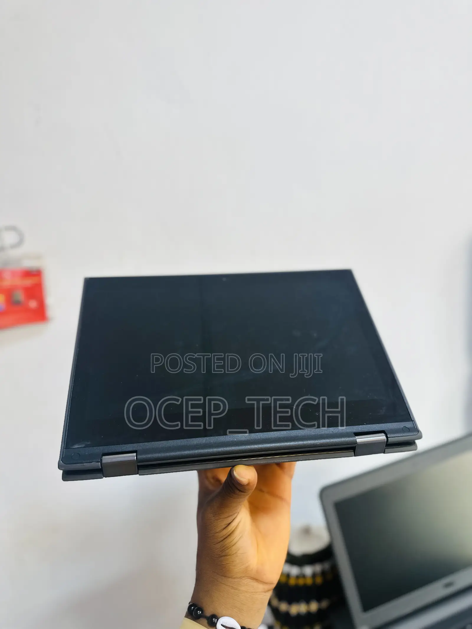 Laptop Lenovo 300e 4GB Intel SSD 128GB