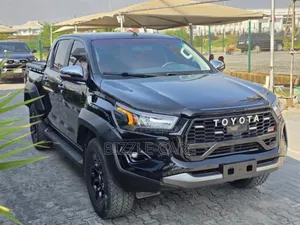 Toyota Hilux 2019 Black