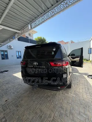 New Toyota Land Cruiser LC300 2024 Black