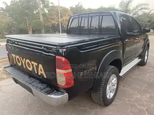 Toyota Hilux SR5 4x4 2013 Black