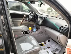 Toyota Highlander 2010 Black