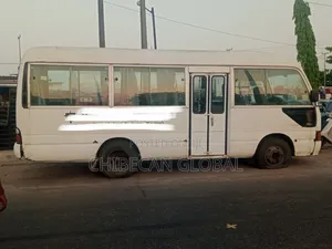 Toyota Coaster 2005 White