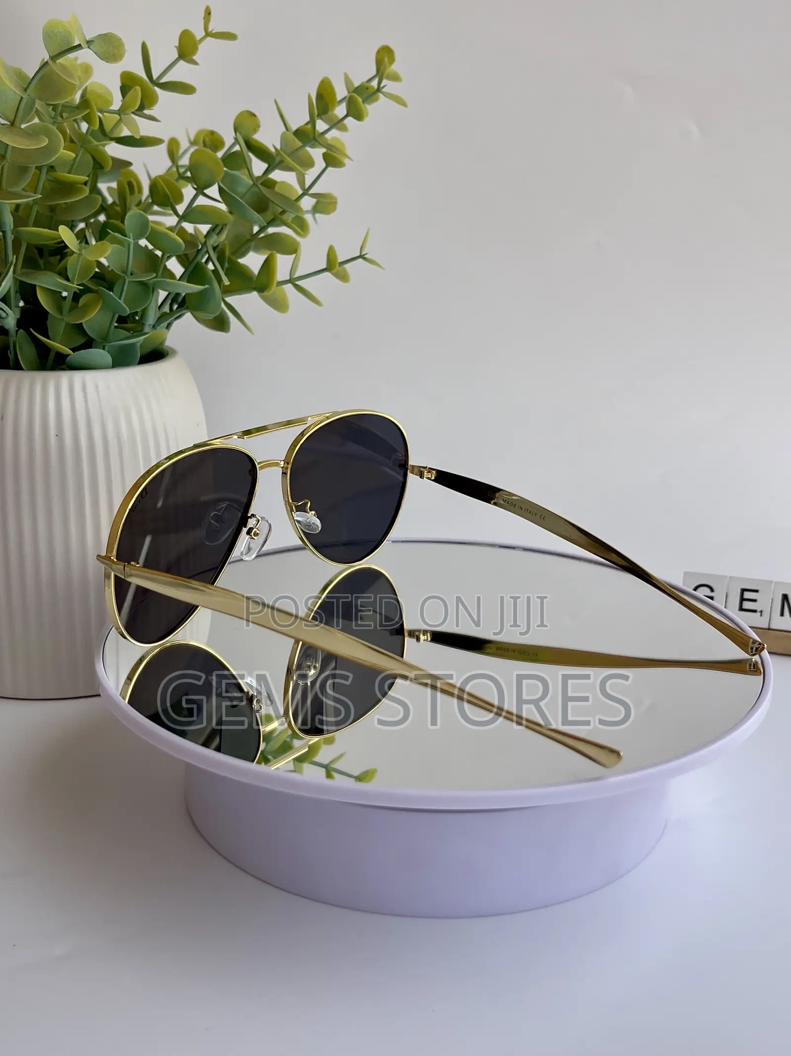 Luxurious Dior Style Aviator Sunglasses (Gold Frame)