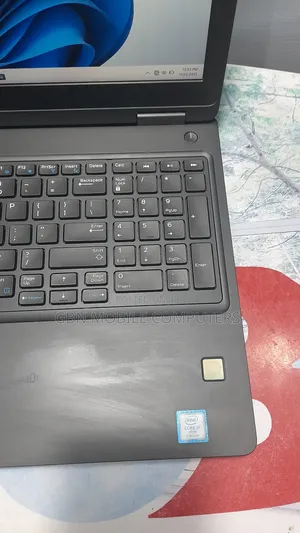 Laptop Dell Latitude 5580 16GB Intel Core i7 SSD 256GB