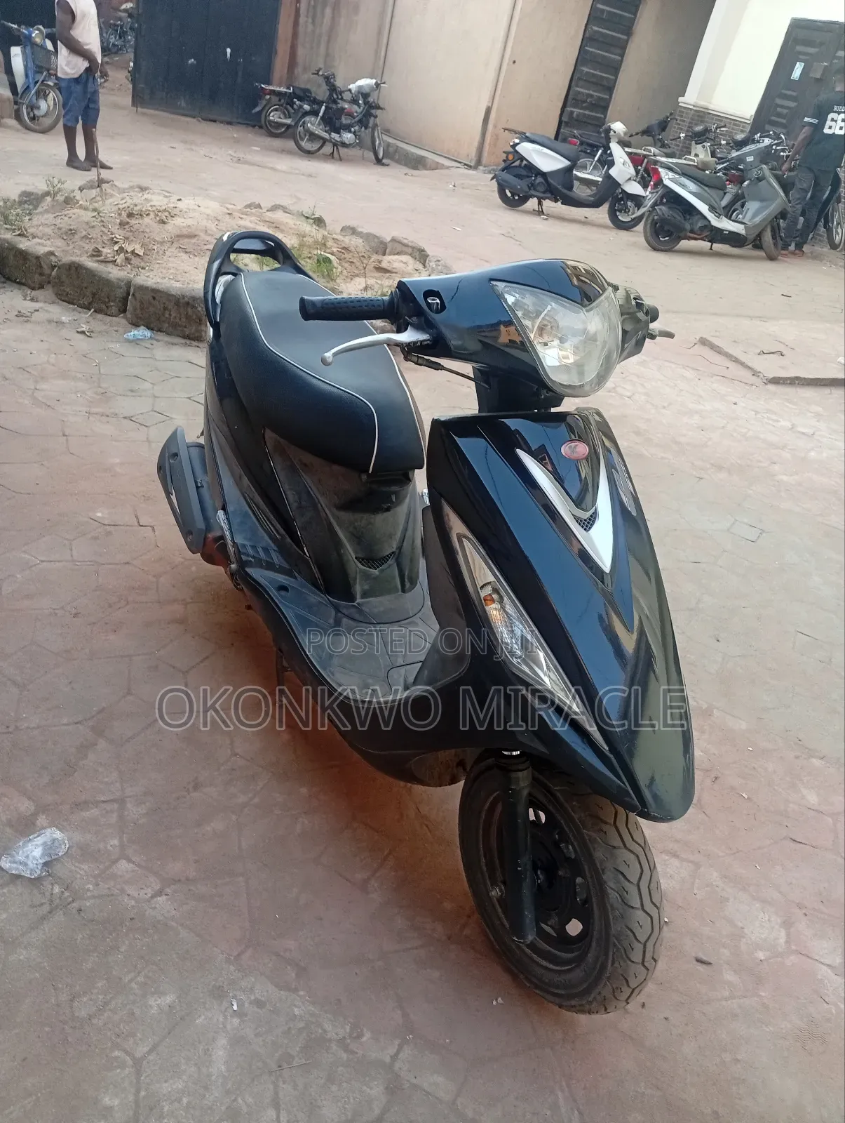Kymco Xciting 2025 Black