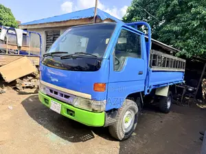 Toyota Dyna 150 Petrol Engine 2000 Model Japan