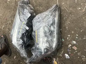 Set Headlights for Lx570 2015